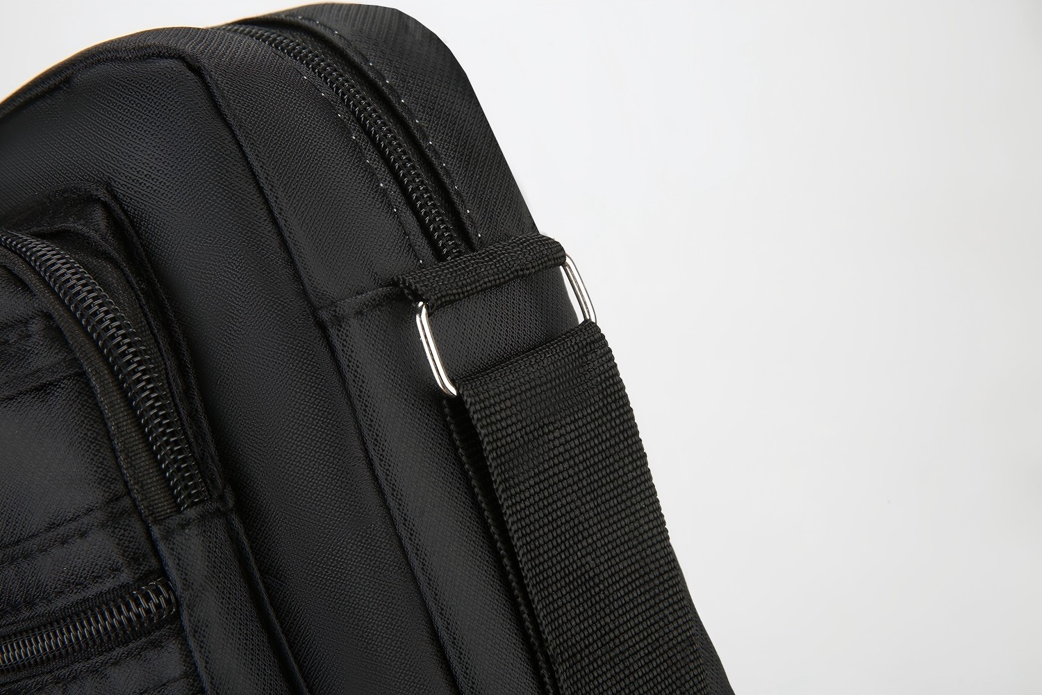 Sac à bandoulière imperméable  - Travel Accessories Tech avis et prix